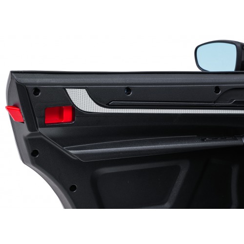 Vehicle Porsche Cayenne Black