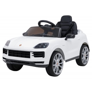 Vehicle Porsche Cayenne White