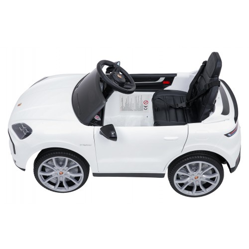 Vehicle Porsche Cayenne White