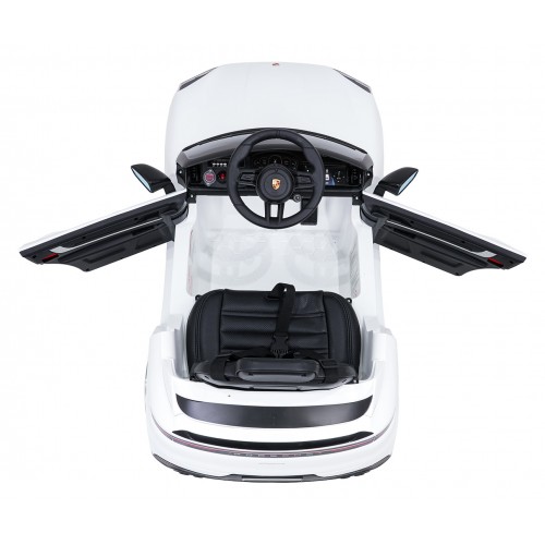 Vehicle Porsche Cayenne White