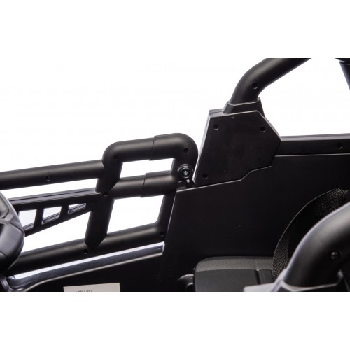 OBSERVER 4x4 Buggy Vehicle Black