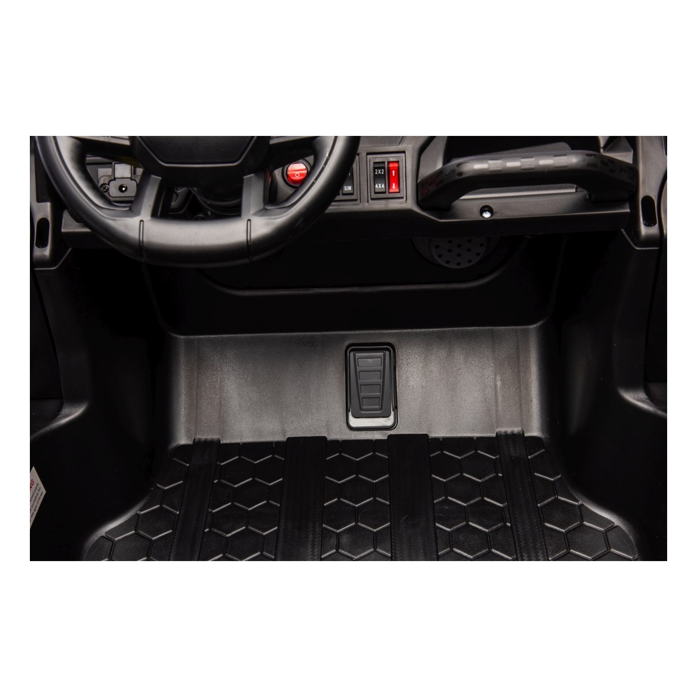 OBSERVER 4x4 Buggy Vehicle Red