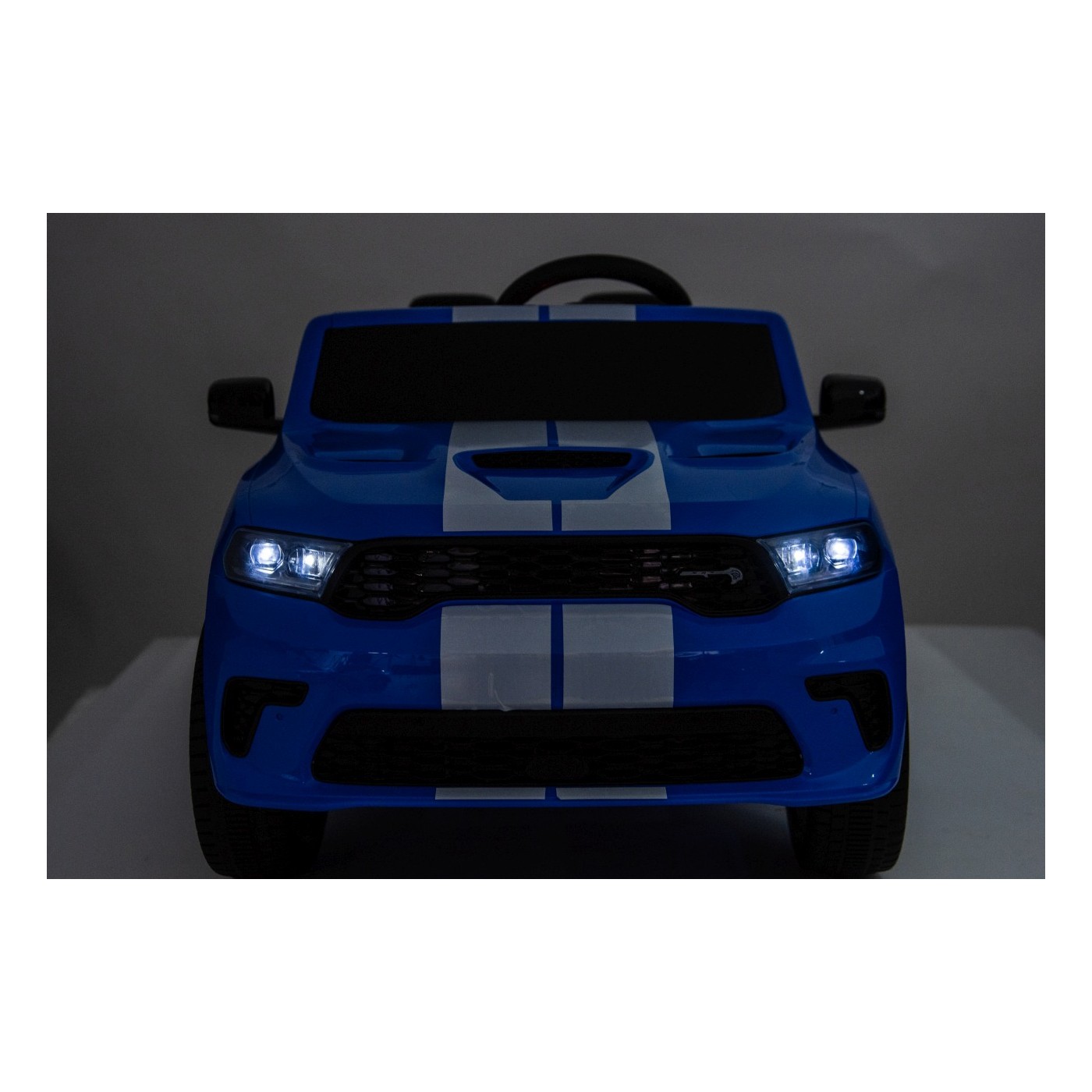 Vehicle Dodge Durango Blue