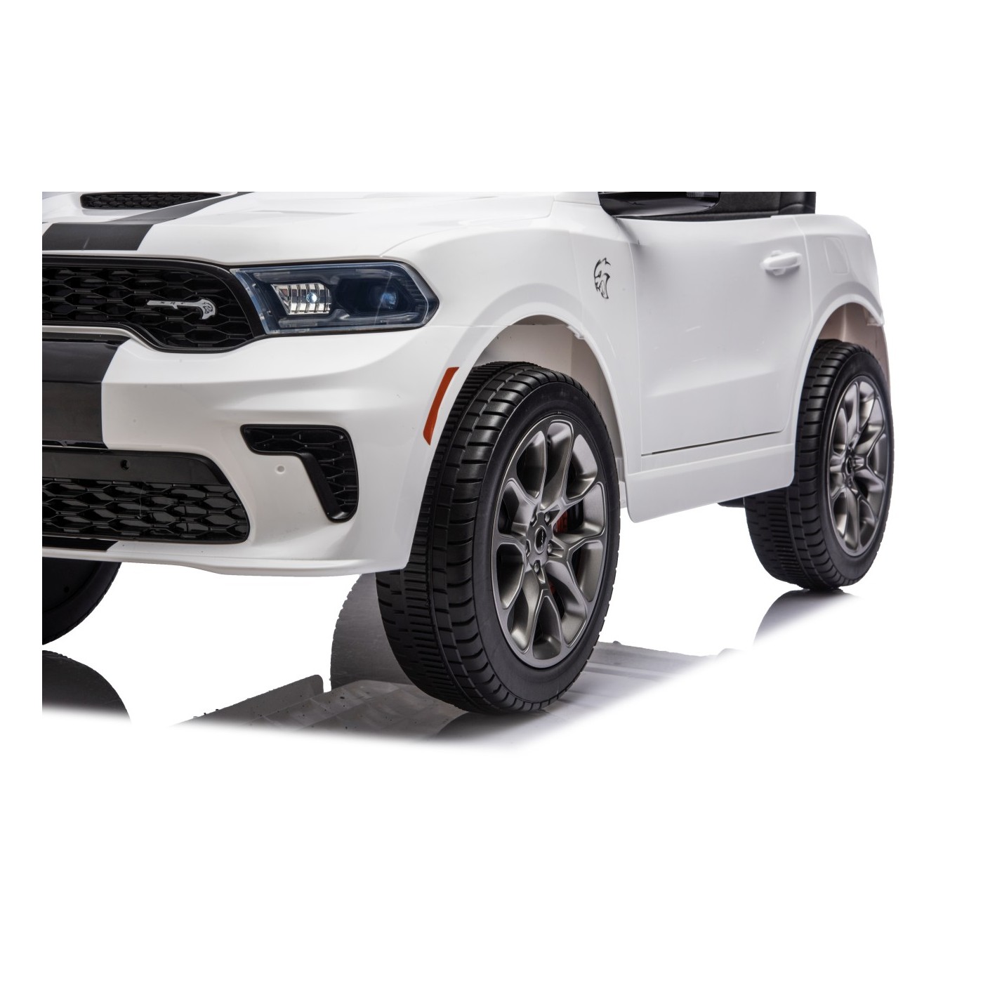 Vehicle Dodge Durango White