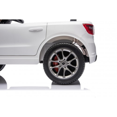 Vehicle Dodge Durango White