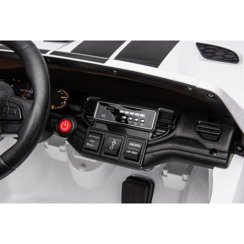 Vehicle Dodge Durango White