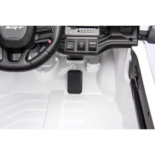 Vehicle Dodge Durango White