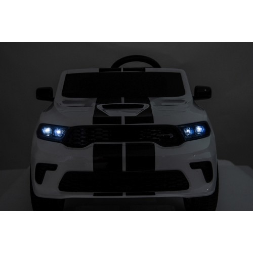 Vehicle Dodge Durango White