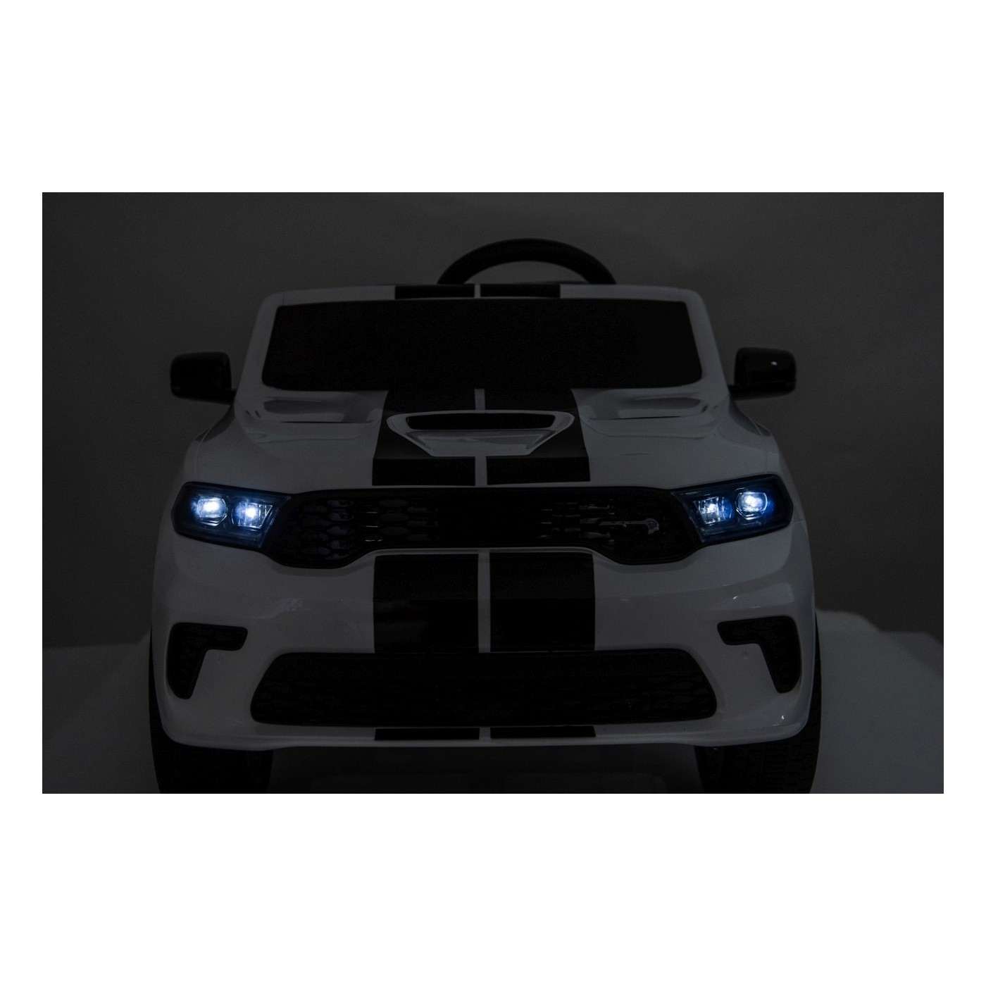 Vehicle Dodge Durango White