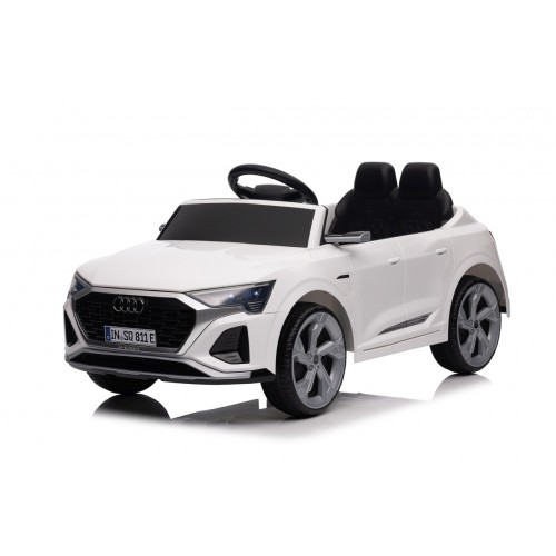 Audi SQ8 White Vehicle