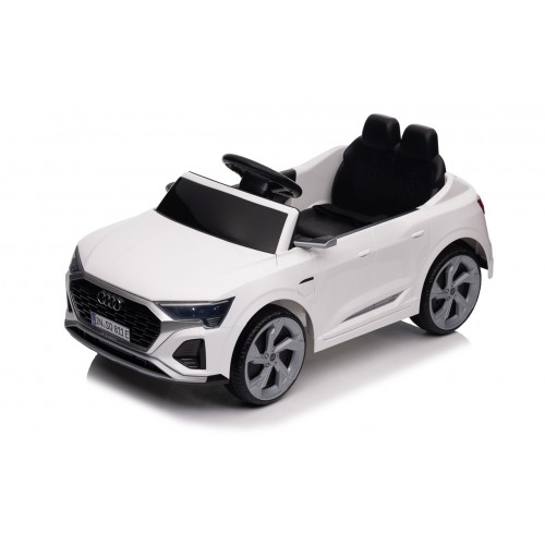 Audi SQ8 White Vehicle