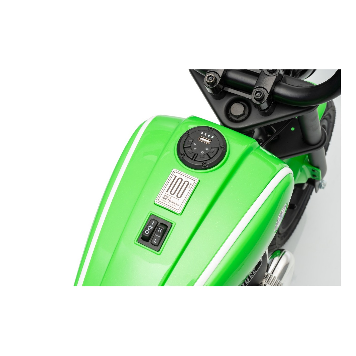 Vehicle Motor BMW R18 Green