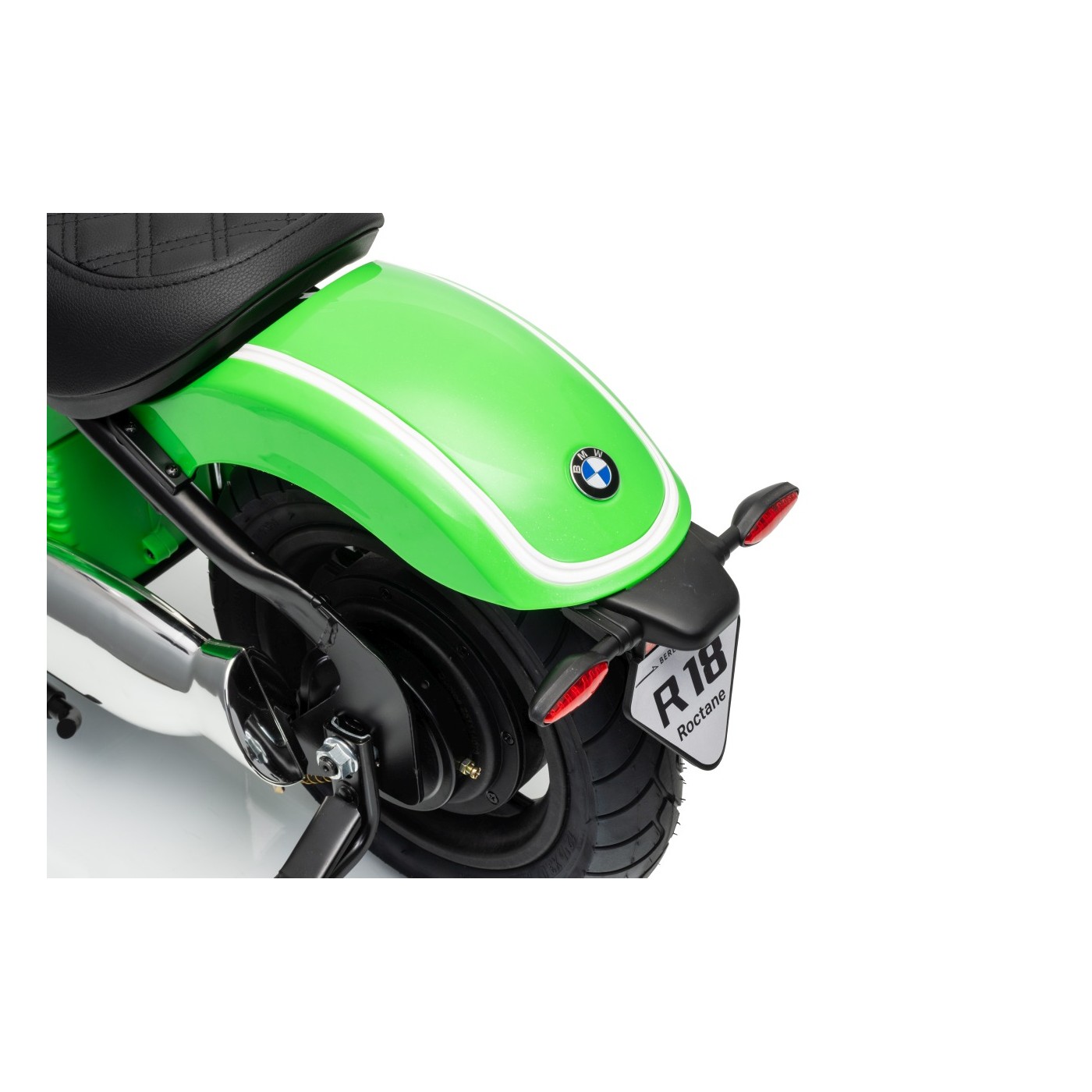 Vehicle Motor BMW R18 Green