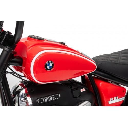 Vehicle Motor BMW R18 Red