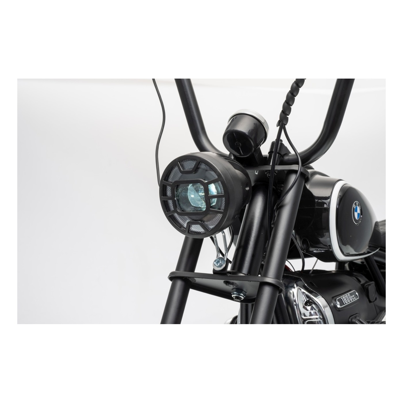Vehicle Motor BMW R18 Black