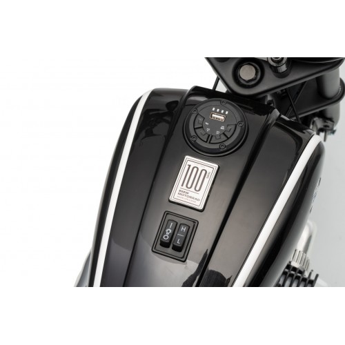 Vehicle Motor BMW R18 Black