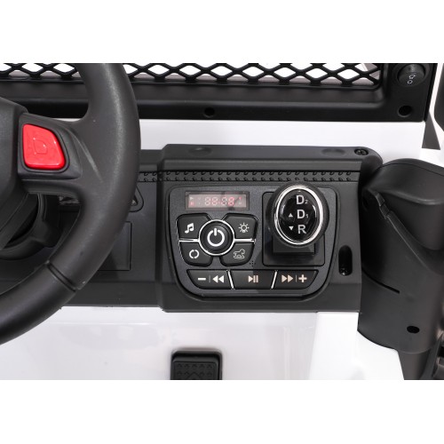 Jeep BEAST 4x4 White Vehicle