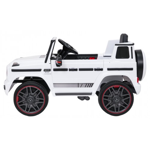 Vehicle Mercedes G63 AMG LIFT White