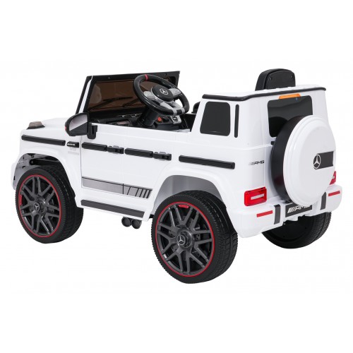 Vehicle Mercedes G63 AMG LIFT White