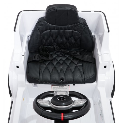 Vehicle Mercedes G63 AMG LIFT White