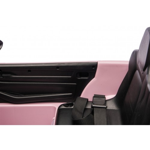 Porsche Macan Pink Vehicle