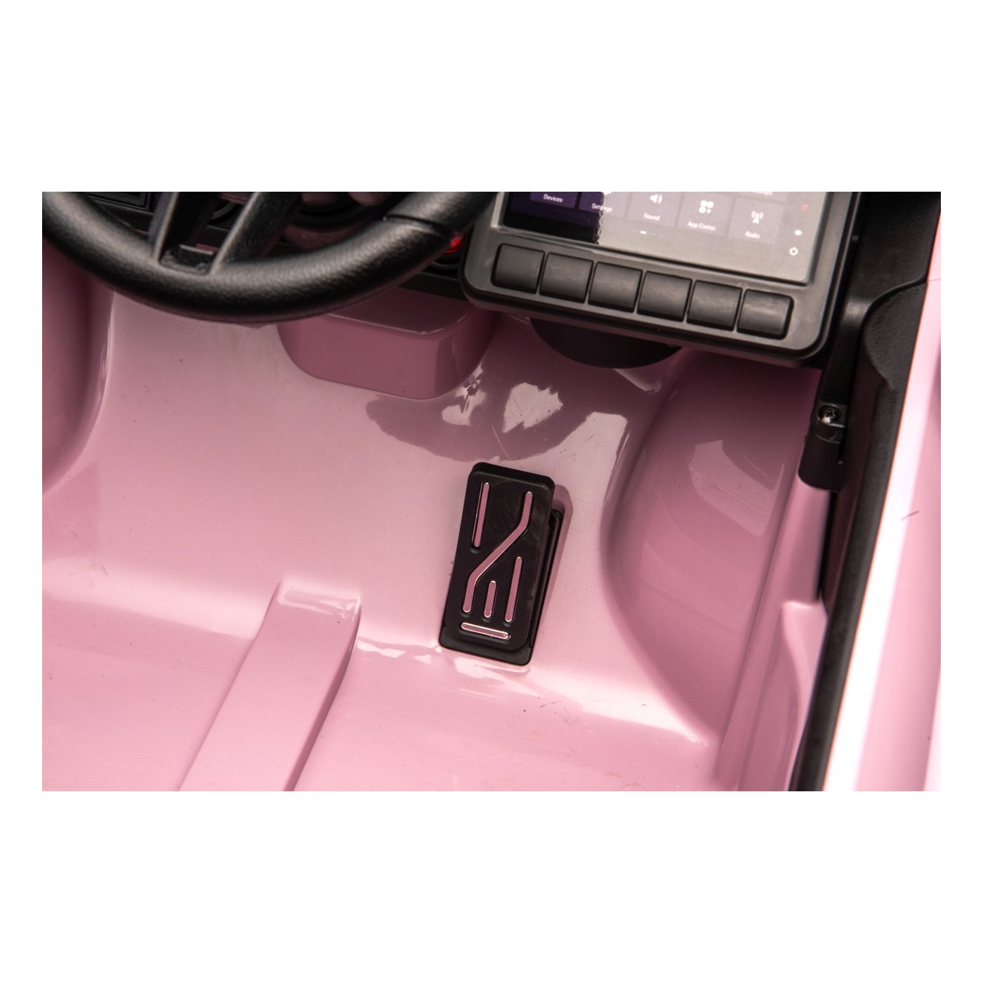 Porsche Macan Pink Vehicle
