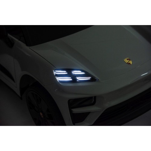 Porsche Macan Pink Vehicle