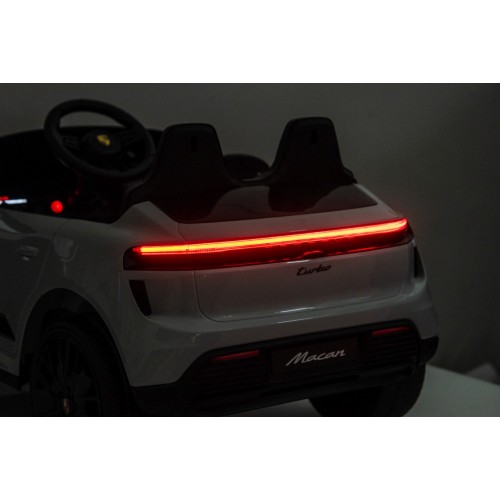 Porsche Macan Pink Vehicle