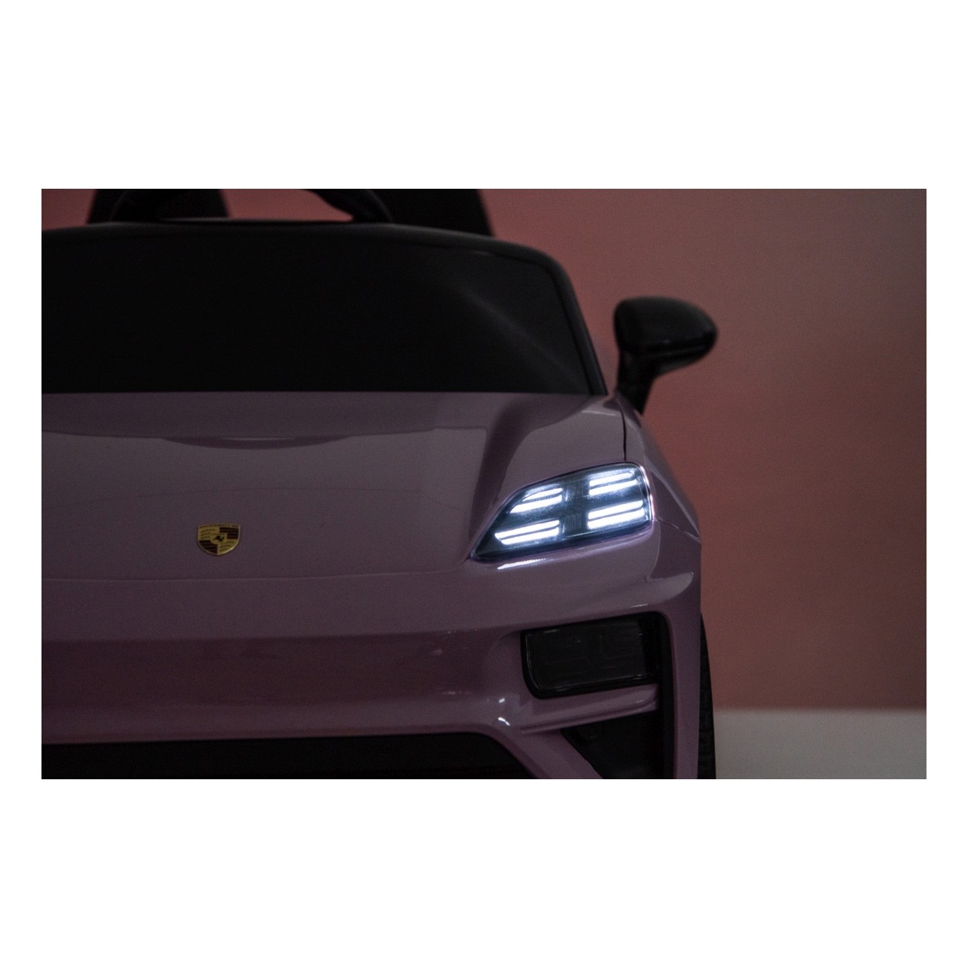 Porsche Macan Pink Vehicle