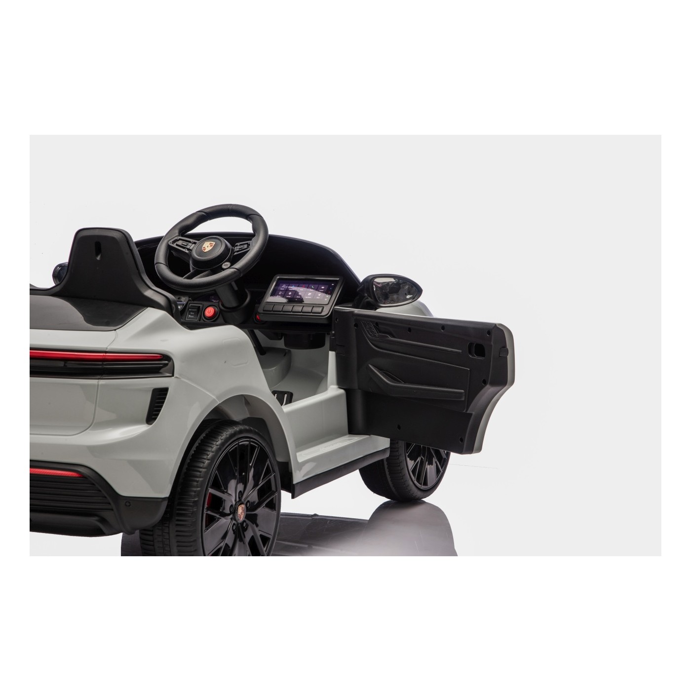 Vehicle Porsche Macan Gray