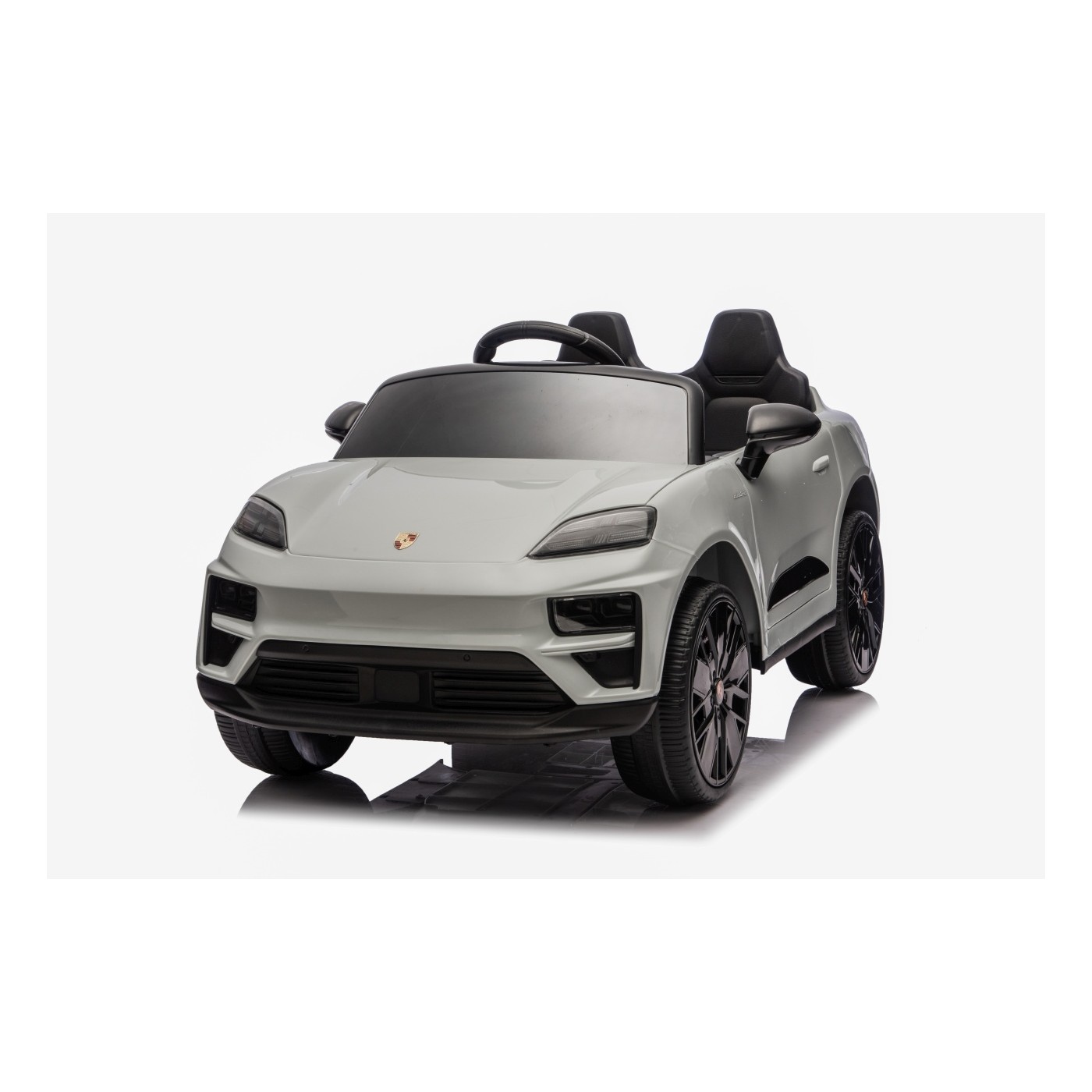 Vehicle Porsche Macan Gray