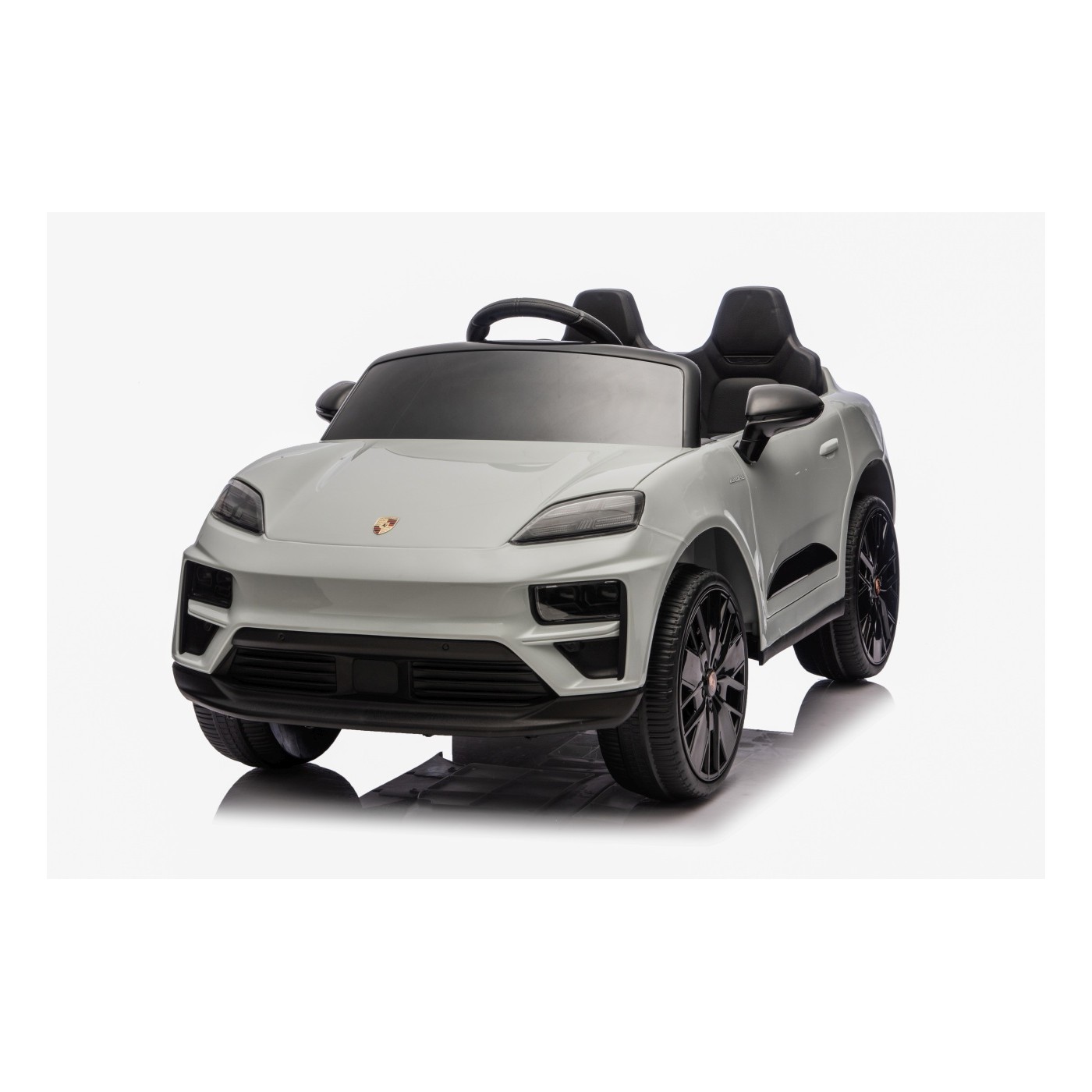 Vehicle Porsche Macan Gray