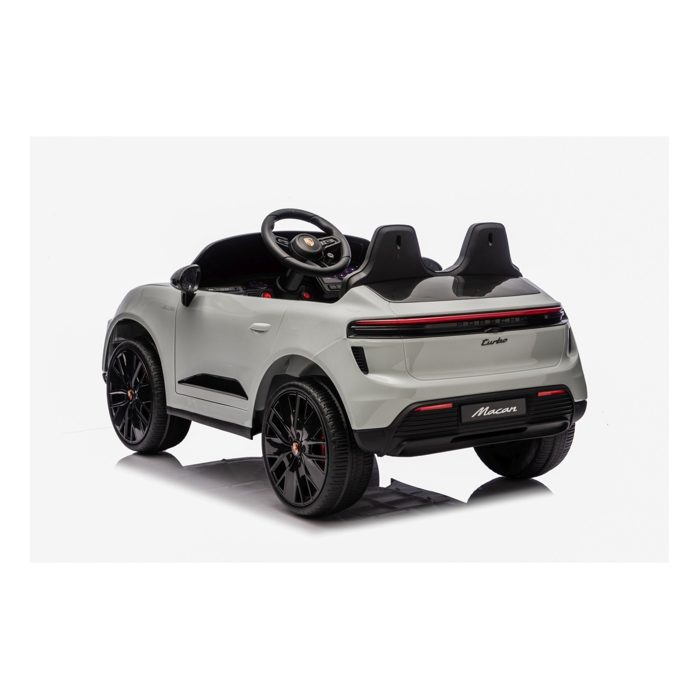 Vehicle Porsche Macan Gray