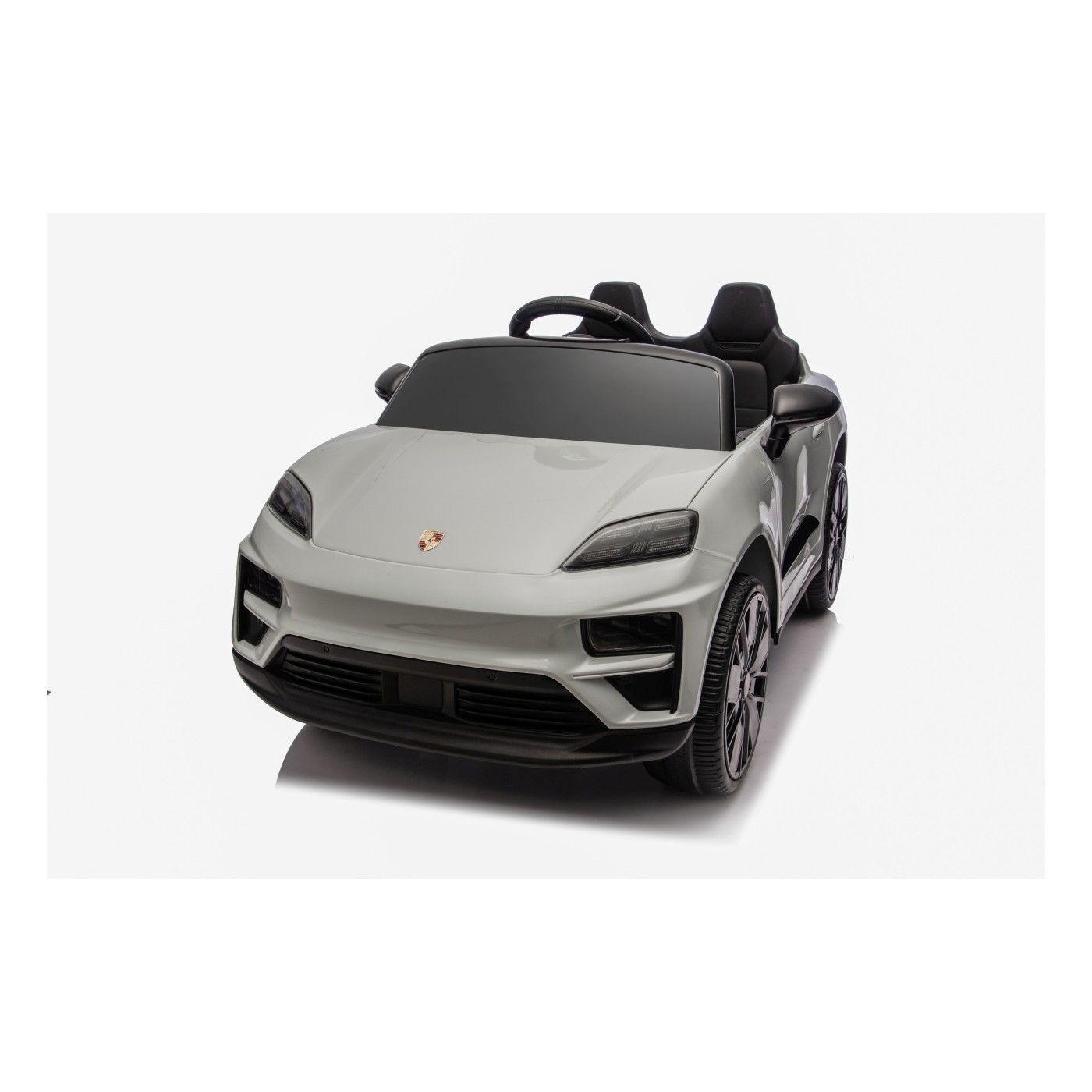 Vehicle Porsche Macan Gray