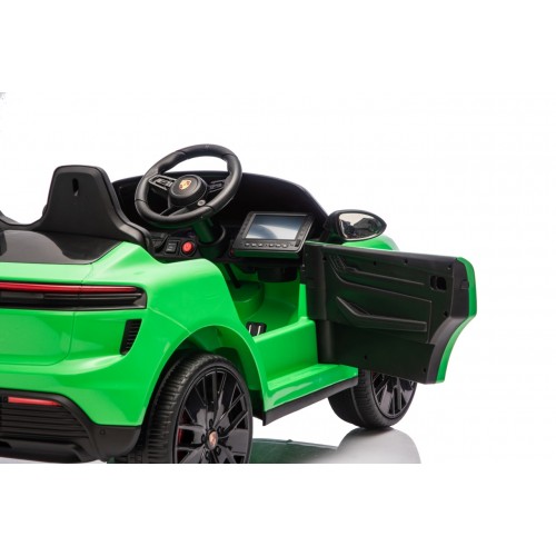Porsche Macan Green Vehicle