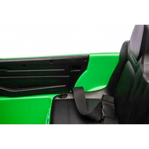 Porsche Macan Green Vehicle