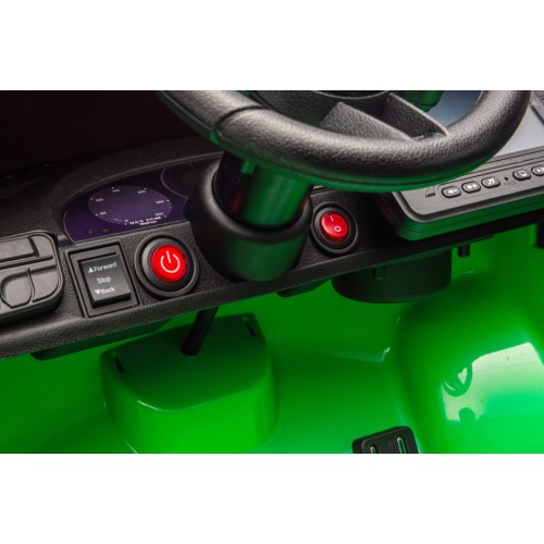 Porsche Macan Green Vehicle