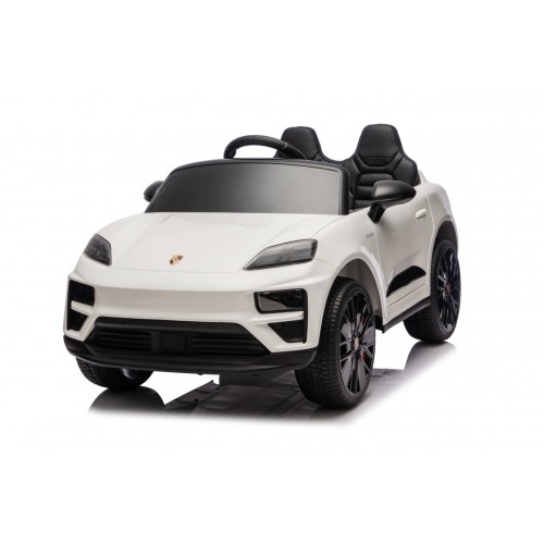 Porsche Macan White Vehicle