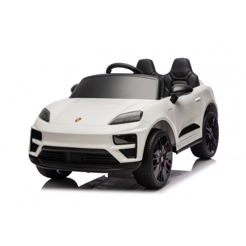 Porsche Macan White Vehicle