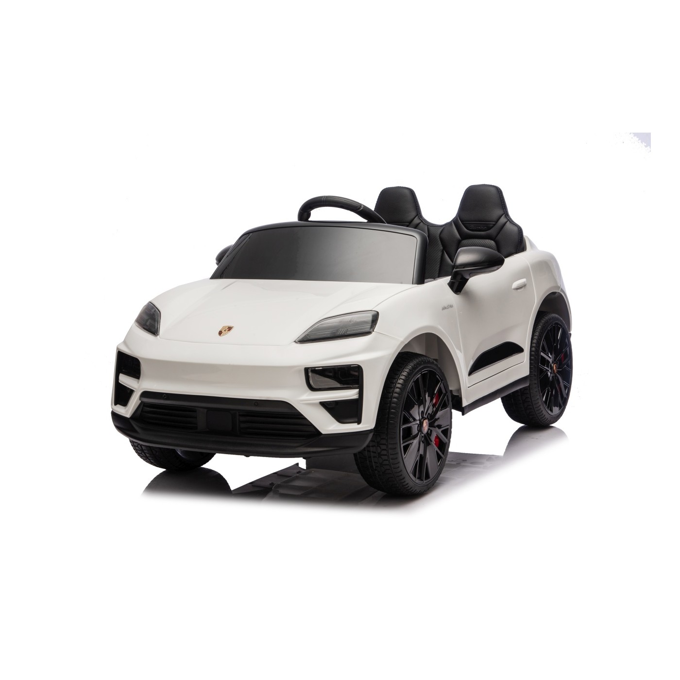 Porsche Macan White Vehicle