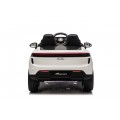 Porsche Macan White Vehicle