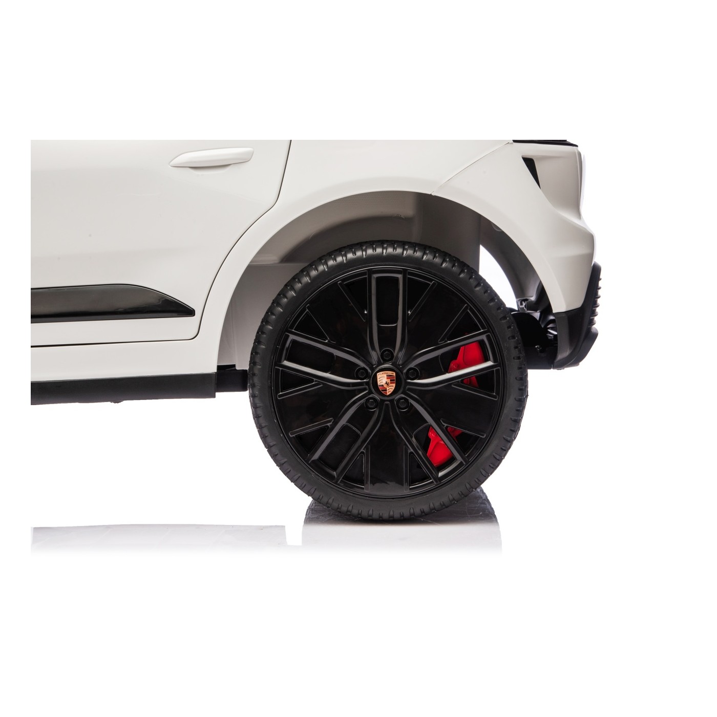 Porsche Macan White Vehicle