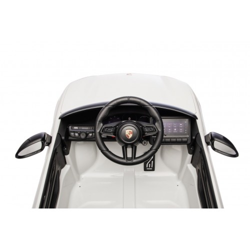 Porsche Macan White Vehicle