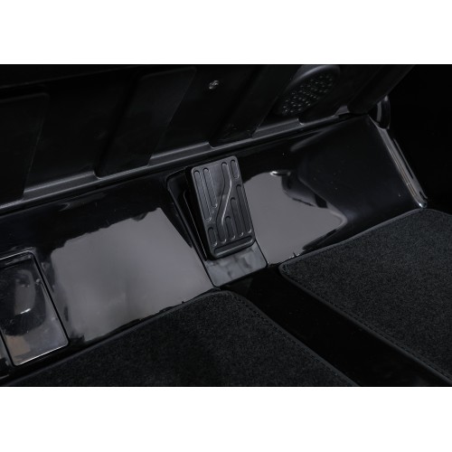 Vehicle Mercedes Benz GT63 AMG Black