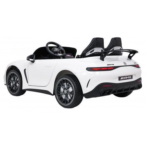 Vehicle Mercedes Benz GT63 AMG White