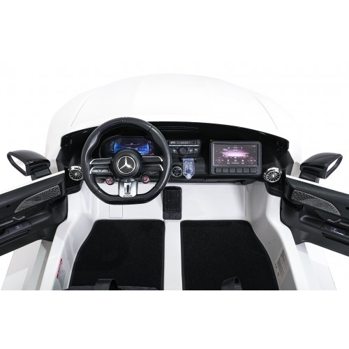 Vehicle Mercedes Benz GT63 AMG White