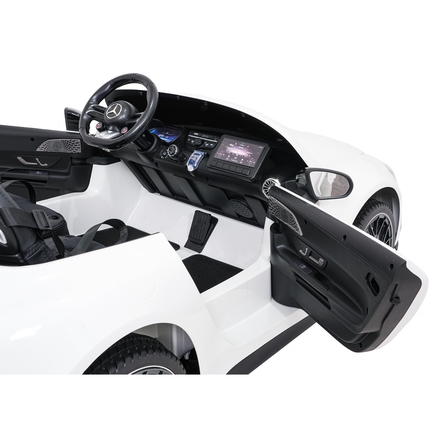 Vehicle Mercedes Benz GT63 AMG White