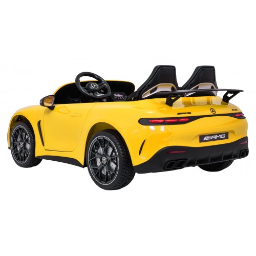 Vehicle Mercedes Benz GT63 AMG Yellow