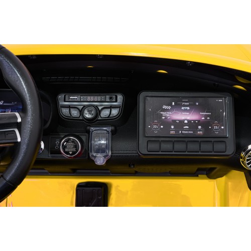 Vehicle Mercedes Benz GT63 AMG Yellow