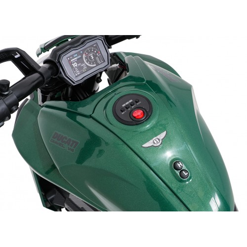 Vehicle Motor Ducati Diavel x Bentley Green